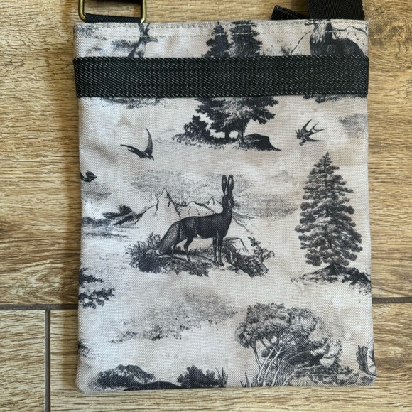 DaKine Jive Crossbody Shoulder Purse Bag Pattern Adjustable Strap Jackalope - Picture 10 of 13